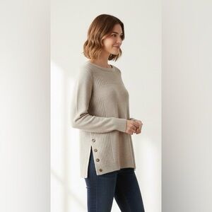 Madewell 100% Merino Wool long Sleeve Sweater, Crew Neck, Side Buttons, Large